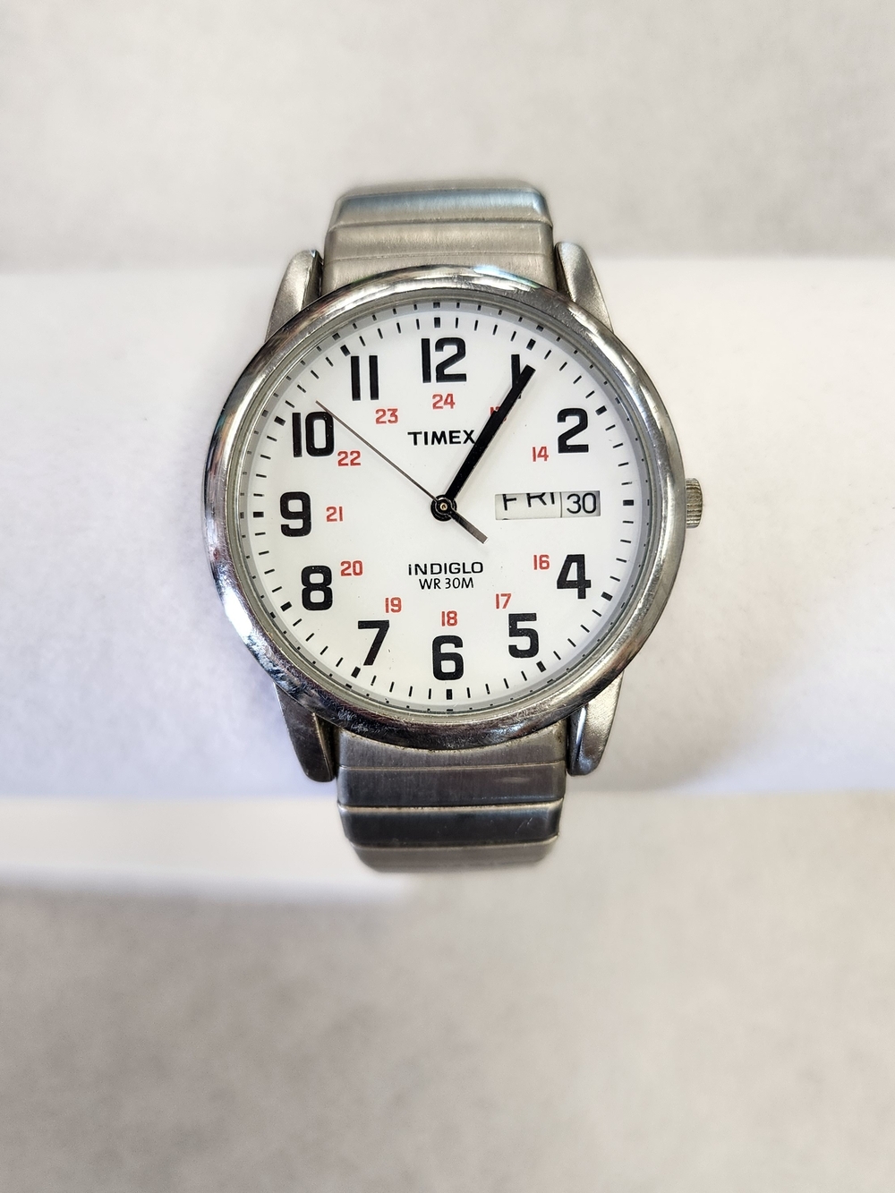 Timex Easy Reader Indiglo Watch Silver Tone Day Date White Dial Expansion Band